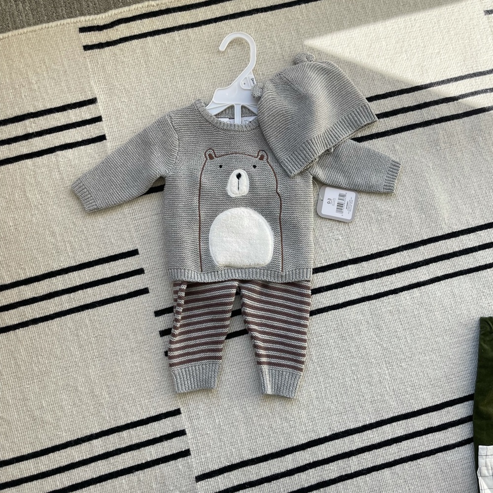 Rene Rofe Baby Outfit Grey/Brown size 0-3 months